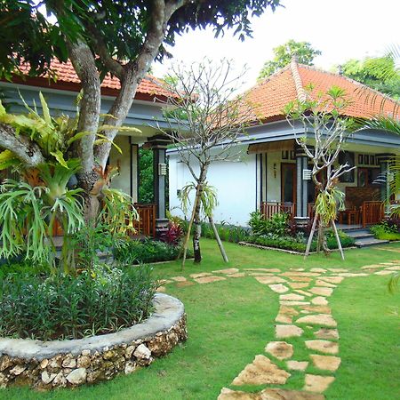 Arumanis Homestay Pecatu Εξωτερικό φωτογραφία